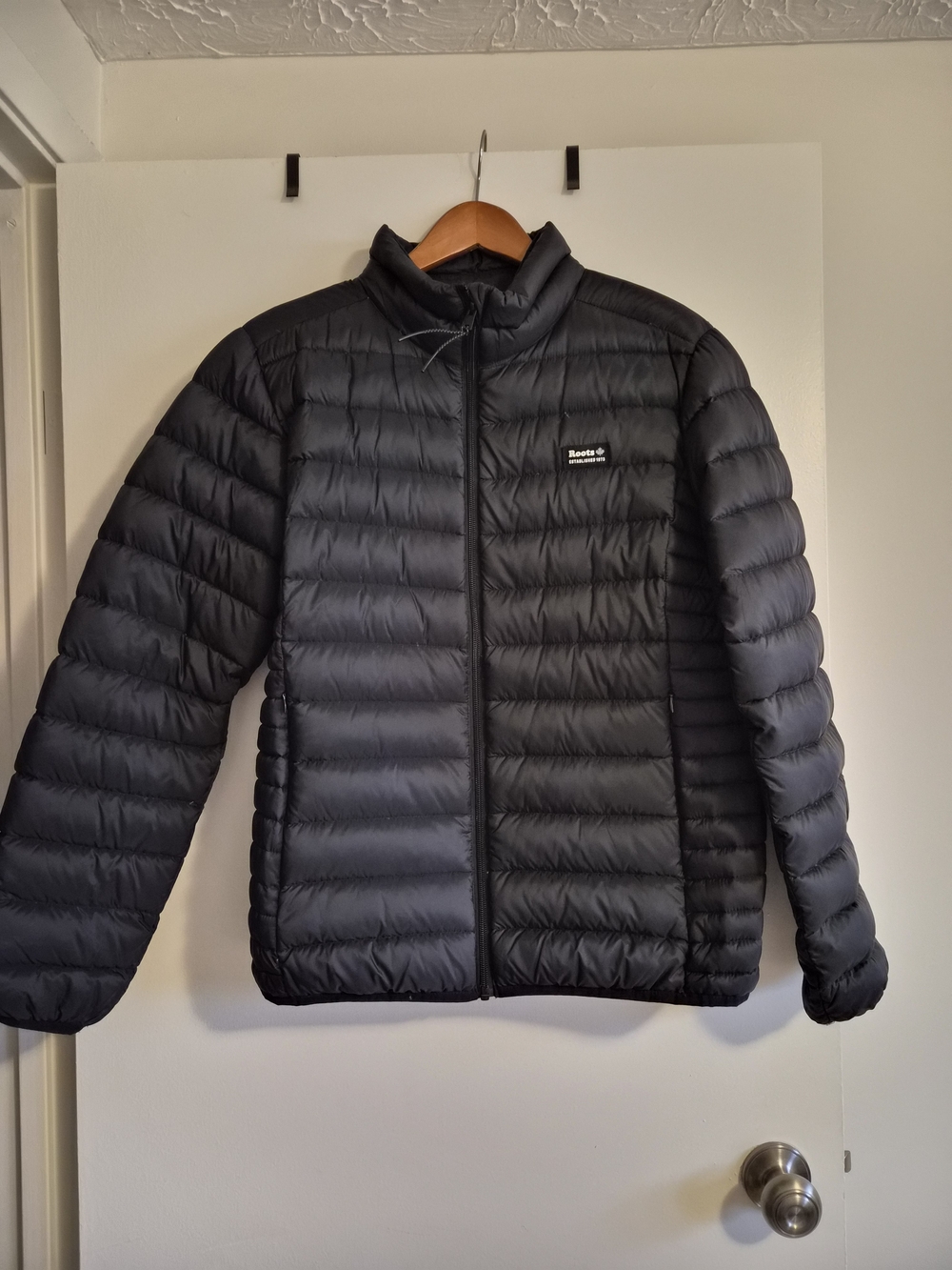Roots Woman’s Black Puffer Jacket